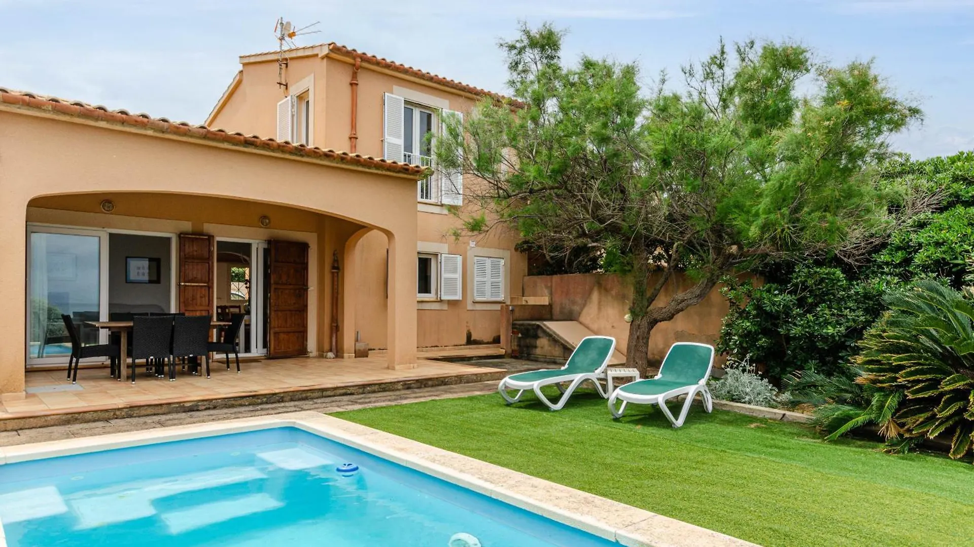 Yourhouse Escull Colonia de San Pedro 0*,